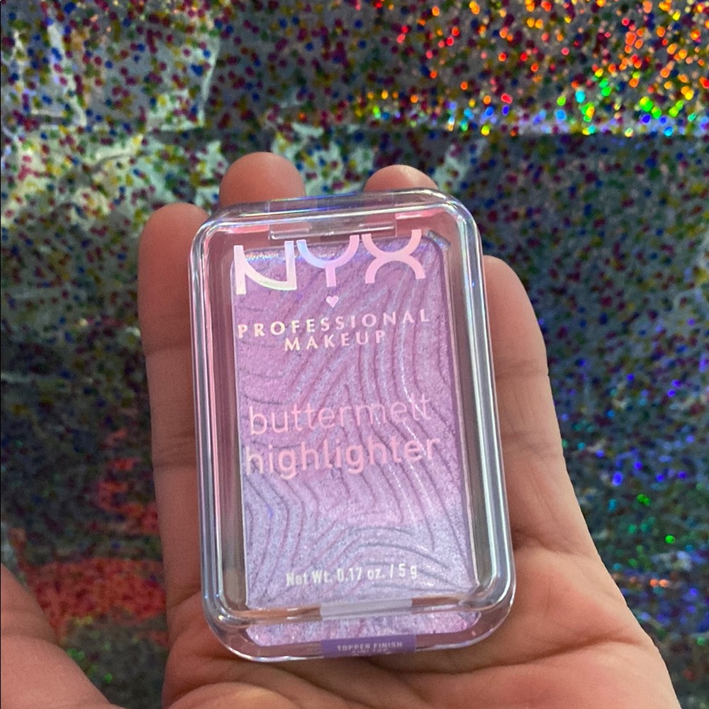 NYX Professional Makeup Buttermilk Highlighter - Purple